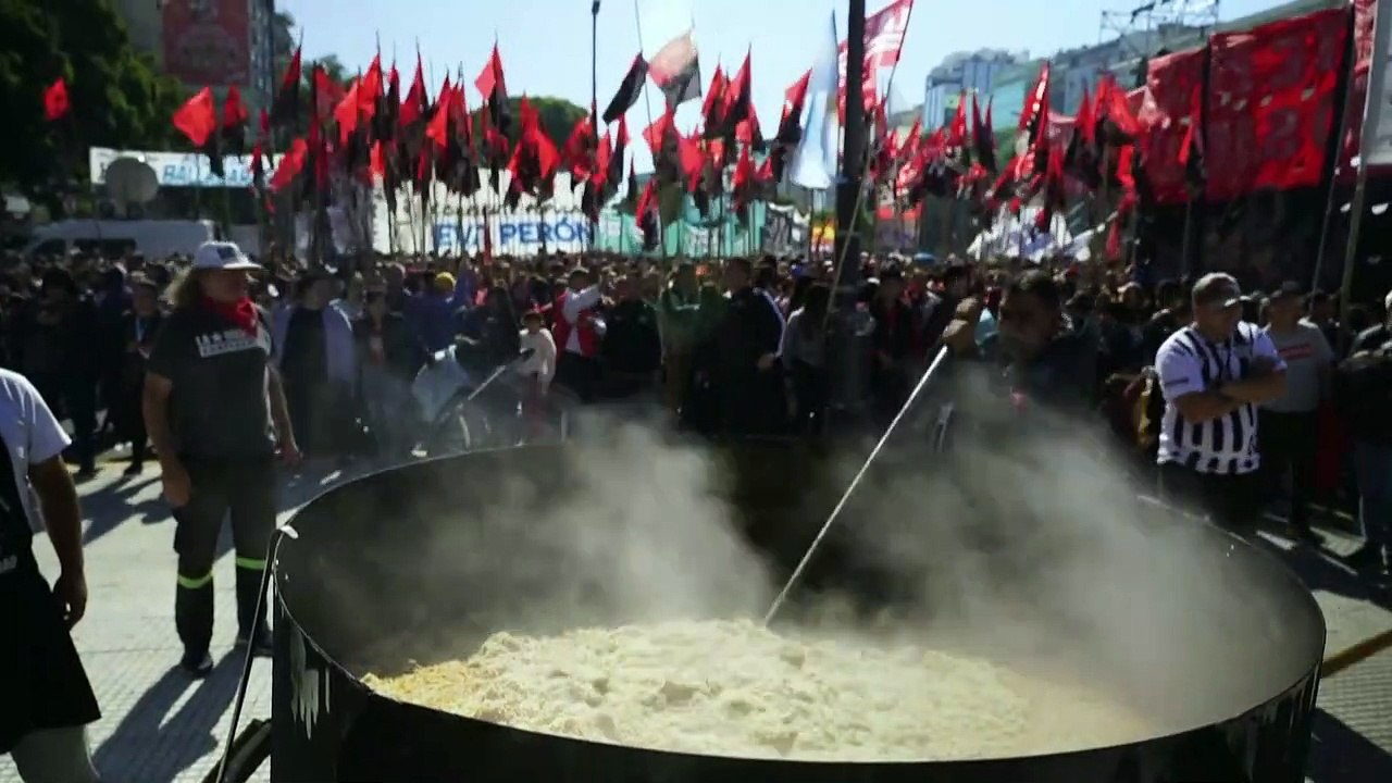 Inflation in Argentinien steigt und steigt - 1. Mai in Buenos Aires