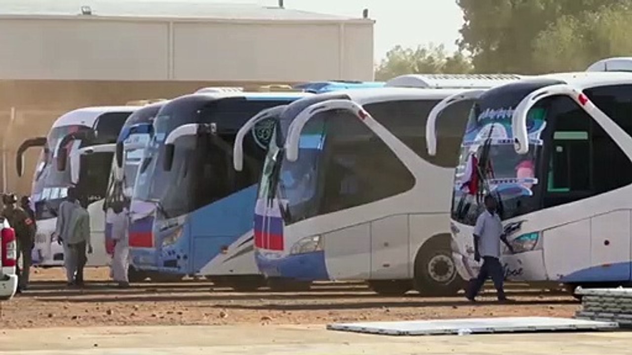 روسيا تعلن إجلاء أكثر من 200 شخص من السودان