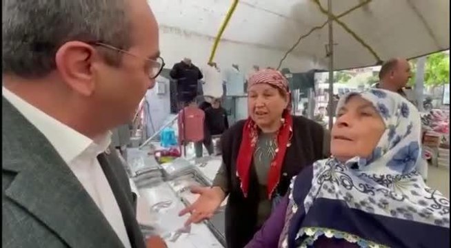 CHP Genel Başkan Yardımcısı Tezcan, Aydın Koçarlı'da Pazarı Ziyaret Etti