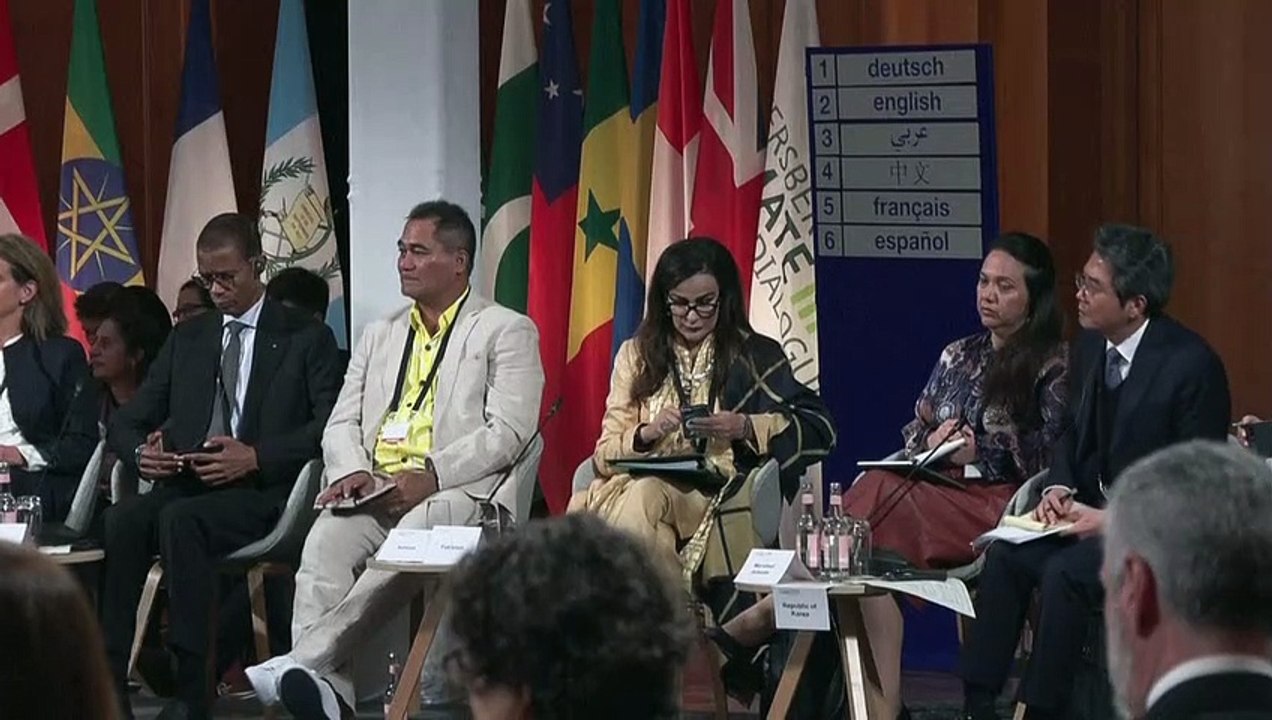 Klimadialog in Berlin: Aufrufe zum Ausbau Erneuerbarer Energien