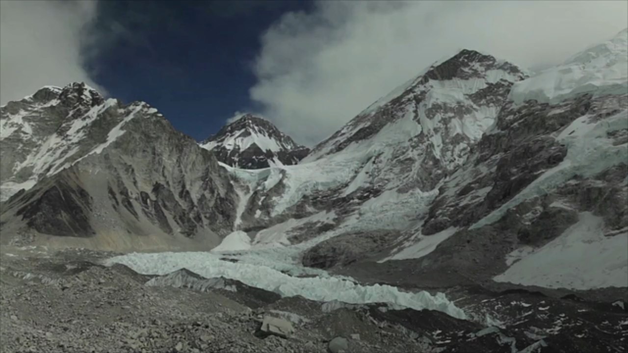 69-jähriger Bergsteiger stirbt am Mount Everest