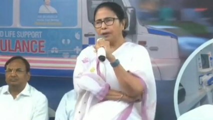 কলকাতা: অমর্ত্য সেনের পাশে মমতা, অবস্থান বিক্ষোভের &#039;হুঁশিয়ারি&#039;