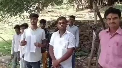 सीधी: ग्रामीणों का आरोप, शौचालय निर्माण किए बिना निकाली गई राशि