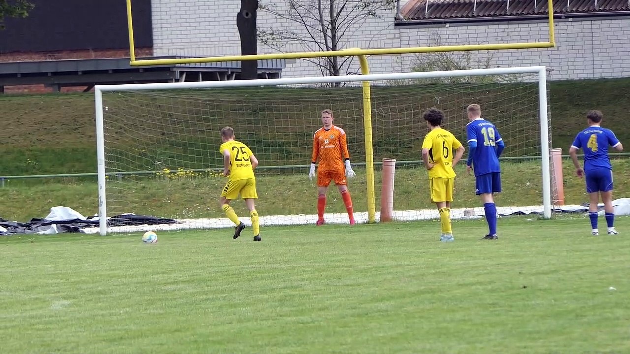 Elfmeter-Tor von Steven Baumgardt (Göttingen 05) gegen die TSG Bad Harzburg
