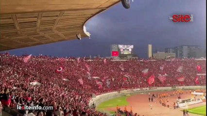 احتفال جنوني لجماهير الوداد بهدف سامبو على سيمبا