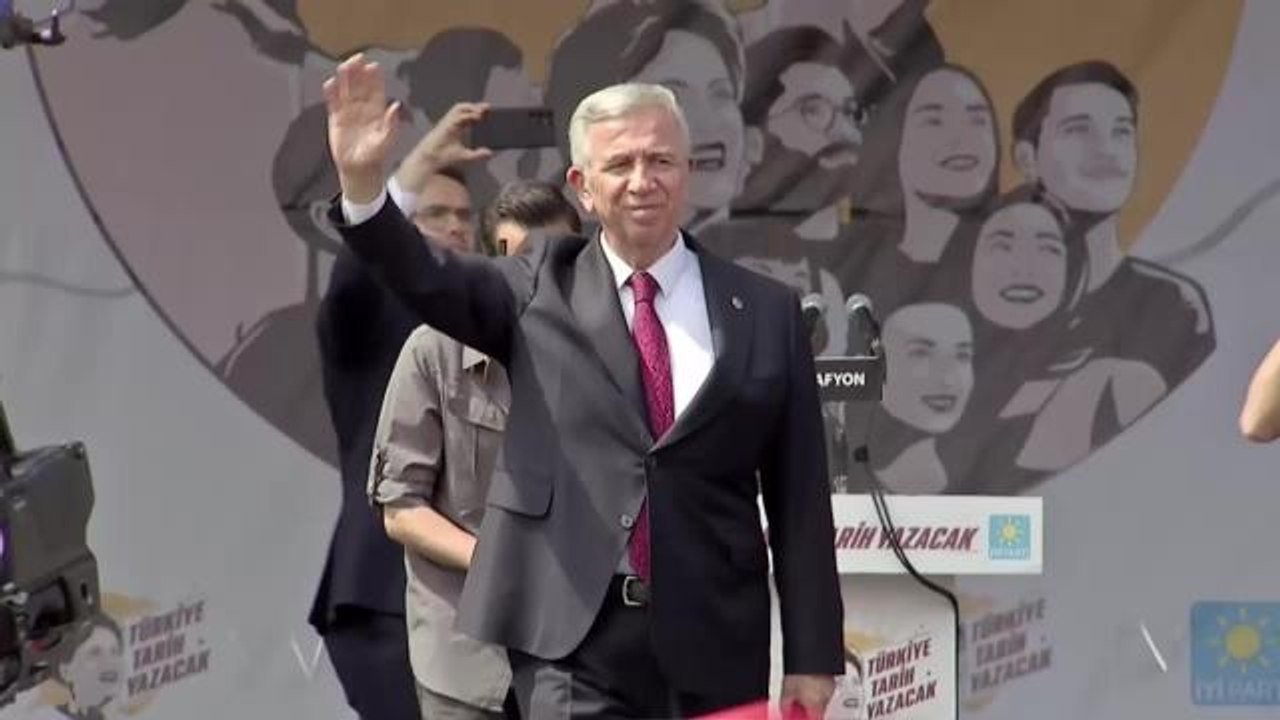 Mansur Yavaş Afyonkarahisar'da: "'bir Lokma Bir Hırka' Diye Geldiniz, Gençlerin Hayallerini Yok Ettiniz"