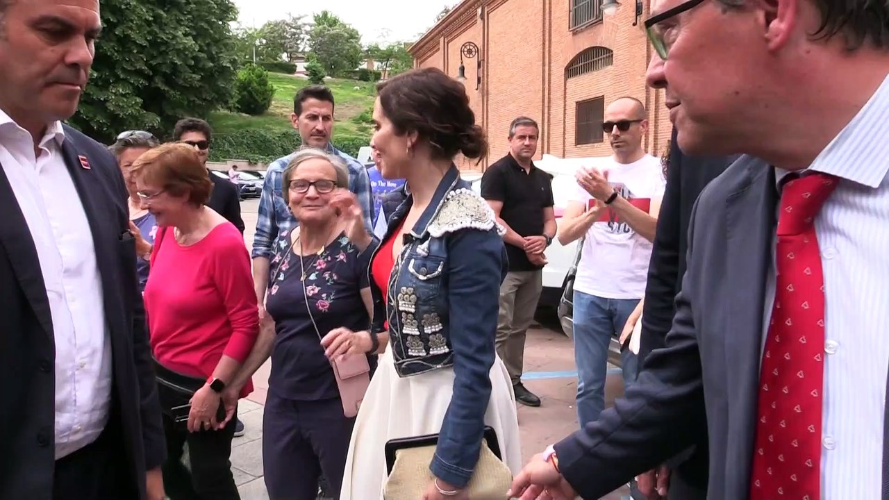 Isabel Díaz Ayuso deslumbra con su estilo goyesco