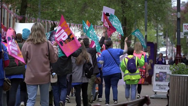 Teachers strikes hit Kent AGAIN as pay offer rejected