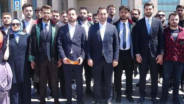 AK Parti Gençlik Kolları'ndan silah dağıtımı paylaşımına suç duyurusu