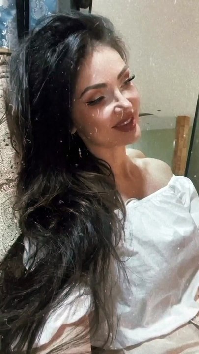 BEAUTIFUL MUSLIM MODEL'S ON PHOTOSHOOT