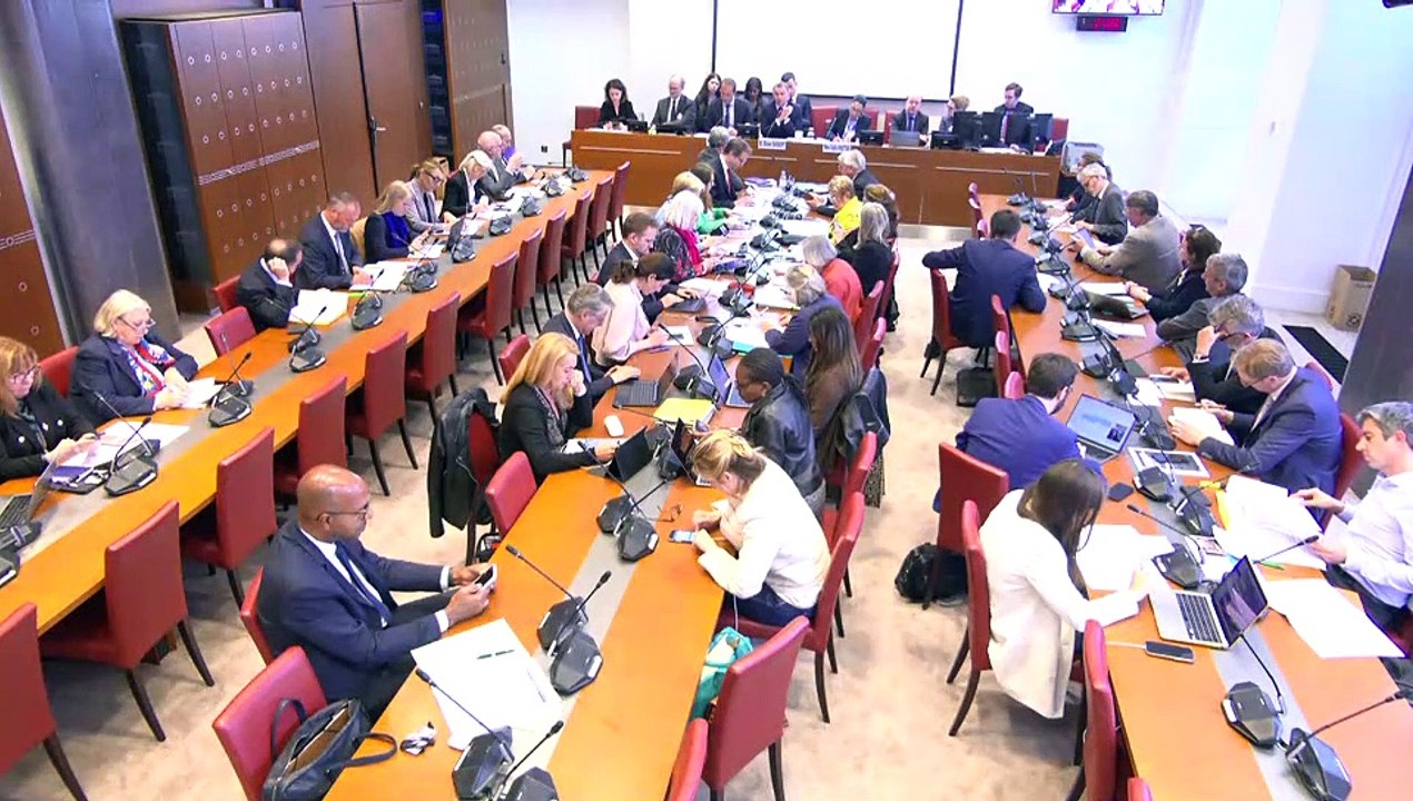 Commission des affaires sociales : M. Olivier Dussopt, ministre du travail, du plein emploi et de l’insertion, et M. Thibaut Guilluy, haut-commissaire à l’emploi et à l’engagement des entreprises - Mardi 2 mai 2023