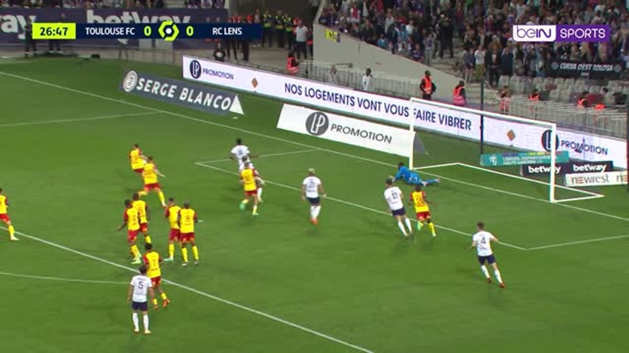 Lens keep title hopes alive at Toulouse