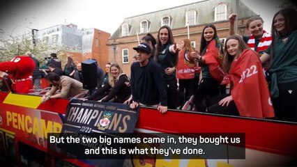 Thousands celebrate Wrexham promotion parade