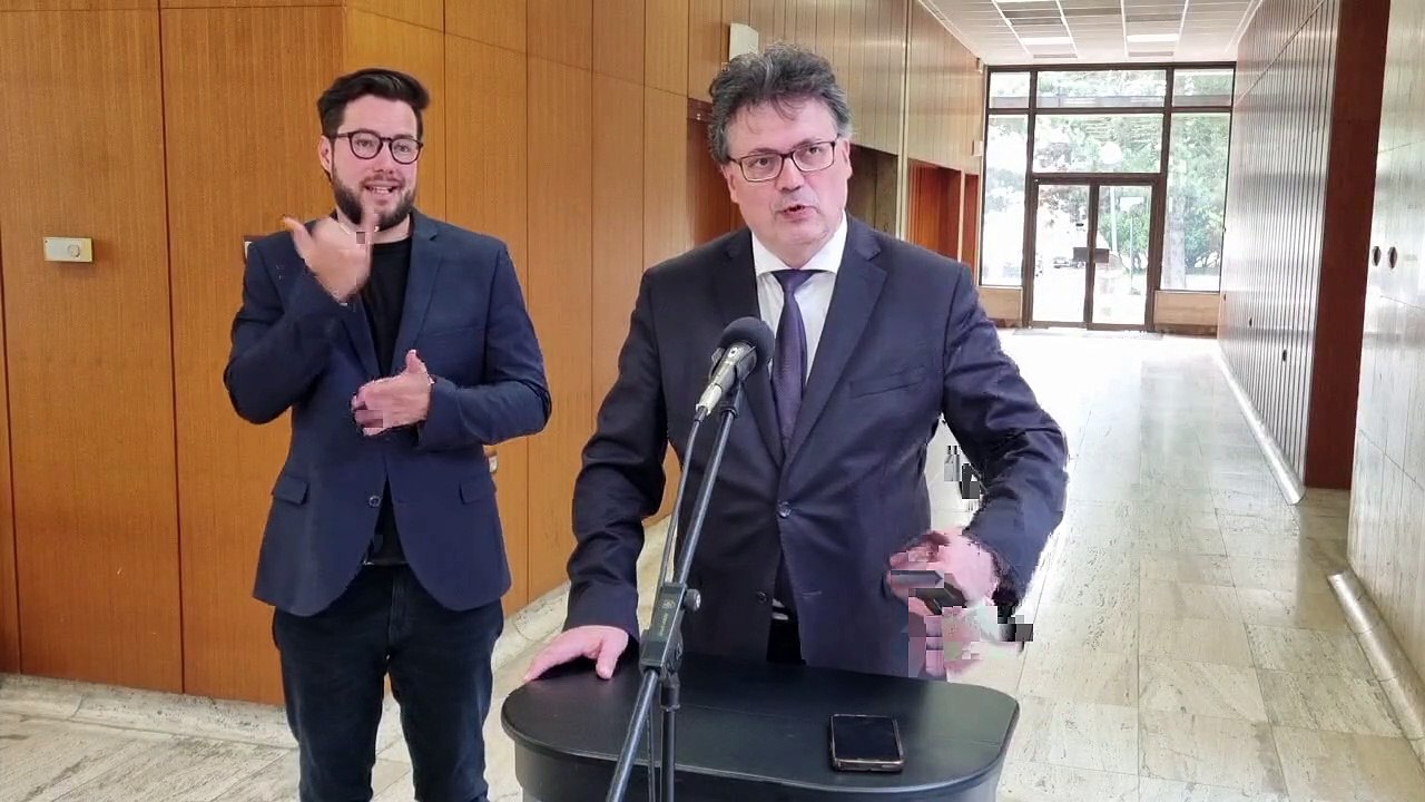 ZÁZNAM: J. Horecký dohodol multirezortné stretnutie k téme žiakov z Ukrajiny