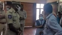 మహబూబ్‌నగర్: ప్రభుత్వ ఆసుపత్రి సీసీకెమెరాలను చెక్ చేసిన ఎస్పీ