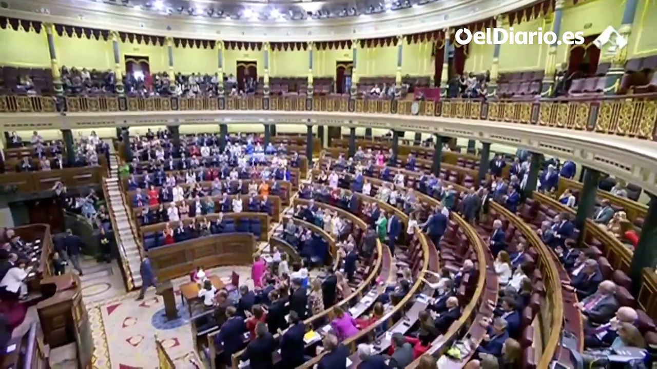Los diputados de Vox abandonan el hemiciclo en la intervención de Petro en el Congreso