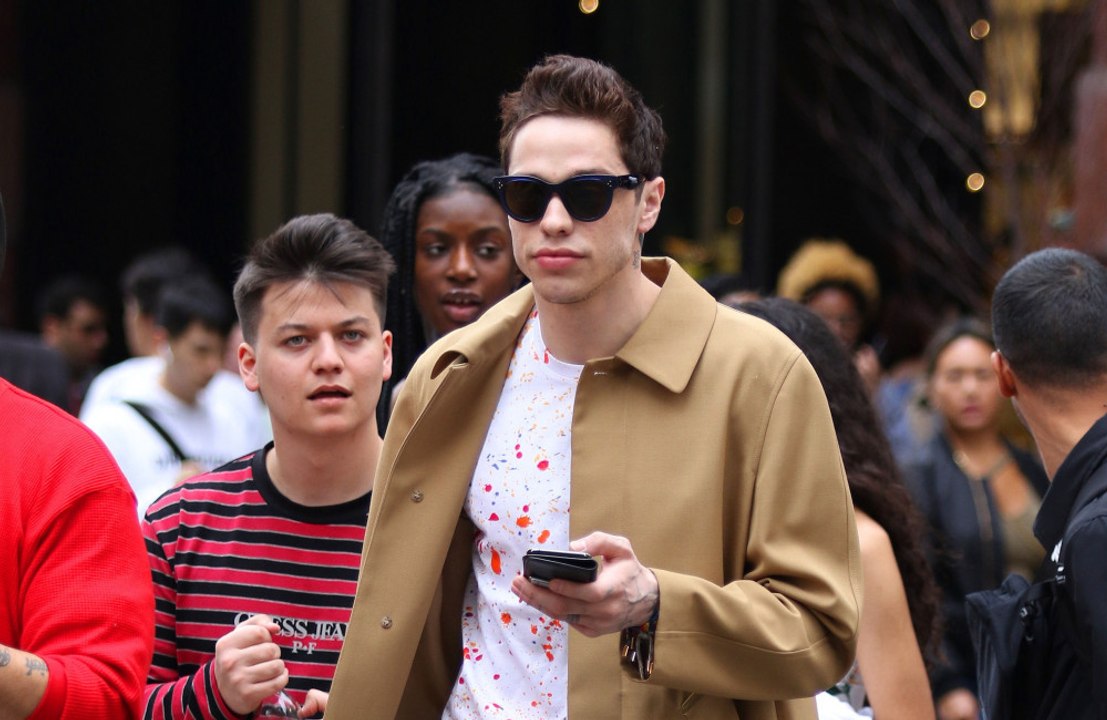 Pete Davidson's SNL return pulled due to writers' strike