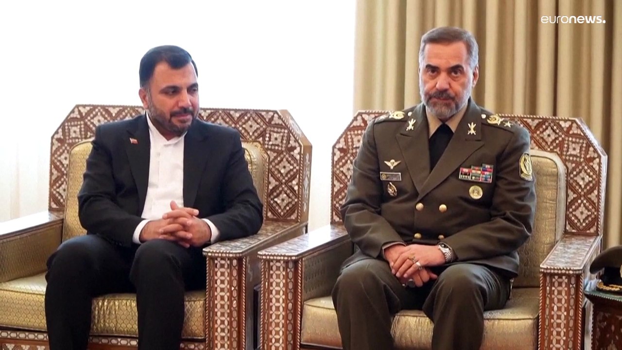 إبراهيم رئيسي يصل إلى دمشق في أول زيارة لرئيس إيراني منذ بدء الحرب في سوريا