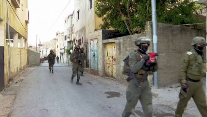 إسرائيل تهدم منزلي فلسطينين متّهمين بتنفيذ هجمات ضدّ إسرائيليين