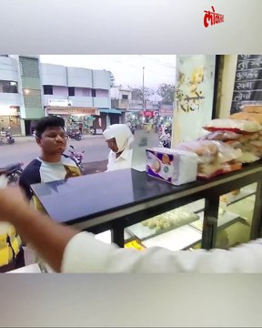 ३ भाऊ ५० गाई म्हशी उत्पन्न किती