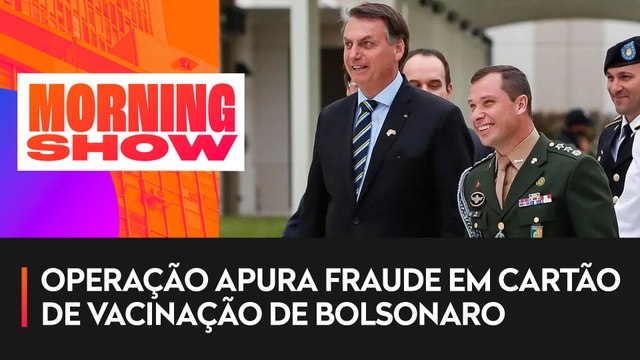 Advogados de Jair Bolsonaro chegam à Polícia Federal