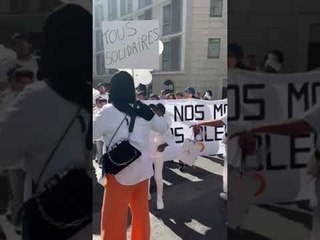 Marseille : une marche blanche en hommage aux victimes de la fusillade de la Joliette