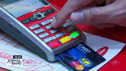 "Golpe do aniversário": bandidos usam data pra roubar 03/05/2023 12:32:49