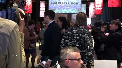 Firenze, Elly Schlein alla Leopolda: "Bello, è la prima volta che ci vengo"