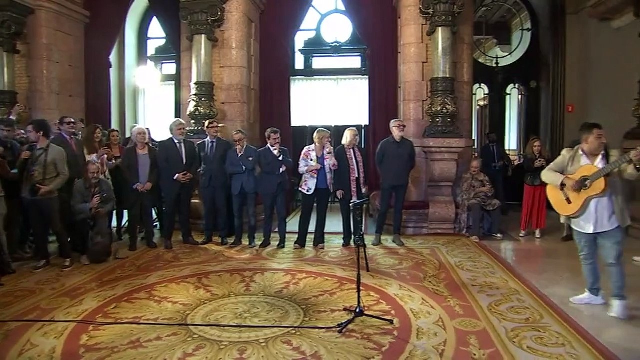 La rumba catalana toma el Parlament