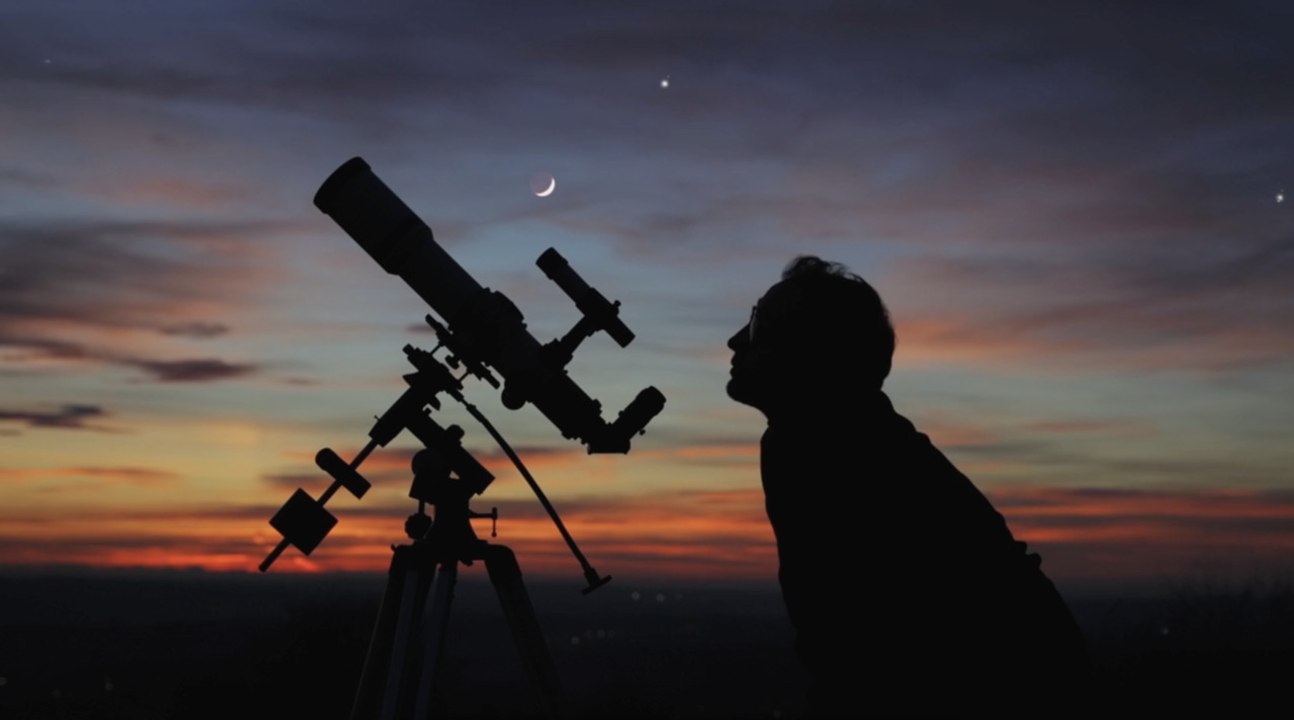 You Can See a 'Flower Moon,' Meteor Shower, and Lunar Eclipse in the Skies This May