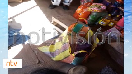 Una mujer regaló dólares en inmediaciones de la plaza San Antonio