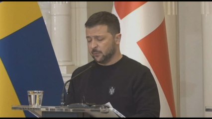 Zelensky: "L'Ucraina è già de facto dentro la Nato"