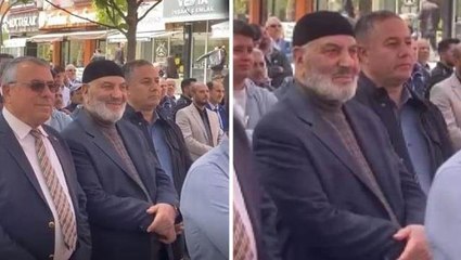 Bakan Koca'nın konuşmasını dinleyen babası duygulandı