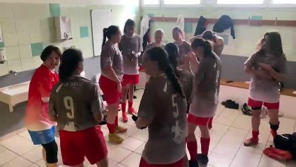 U18F R1 : Match retour pour les féminines qui se sont rendues le 1er mai sur le terrain de l'ES Thaon. Nouvelle victoire qui leur permet de rester dans les premières places.