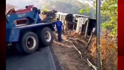 Graves, pacientes atendidos en los Hospitales Civiles, víctimas de accidente carretero