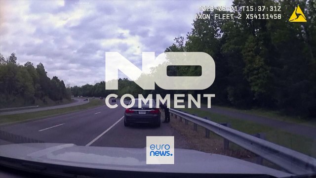 شاهد: شرطي أمريكي ينجو من الموت بأعجوبة.. ودب يفاجئ مدير مدرسة في فرجينيا