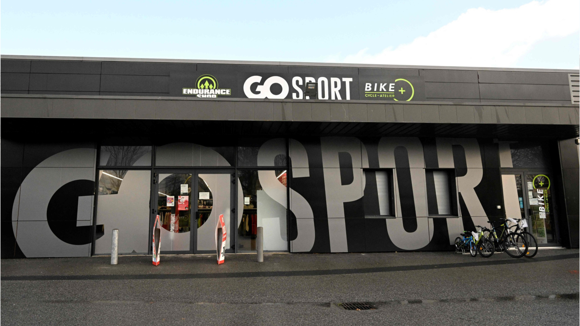 Go Sport : voici les neuf magasins qui vont définitivement fermer -  Capital.fr