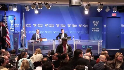 Izquierdistas interrumpen charla de Guaidó en Washington al grito de "mentiroso"
