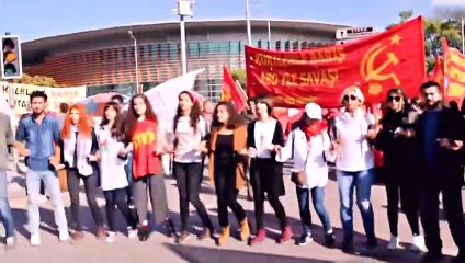 İlkay Akkaya 'Yeşil Sol' için seslendirdi: 'Geri Durma'