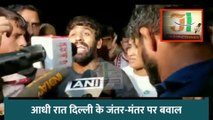 Wrestlers Protest: जंतर-मंतर पर पहलवानों की पिटाई, दिल्ली पुलिस पर मारपीट का आरोप