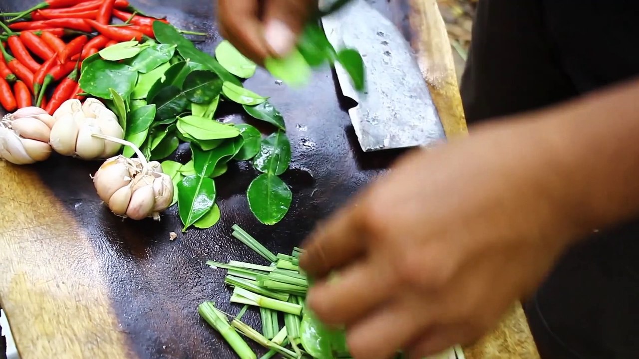 Wow Water Mouth Cooking Hot Chicken Legs Recipe - Cook Chicken Legs Spicy Chili Delicious Food