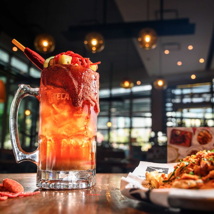 Deliciosas bebidas en California Pizza Kitchen - Vídeo Dailymotion