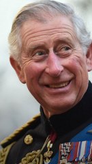 대관식 앞둔 윌리엄 왕세자, 따가운 시선 뚫고 펍 깜짝 방문