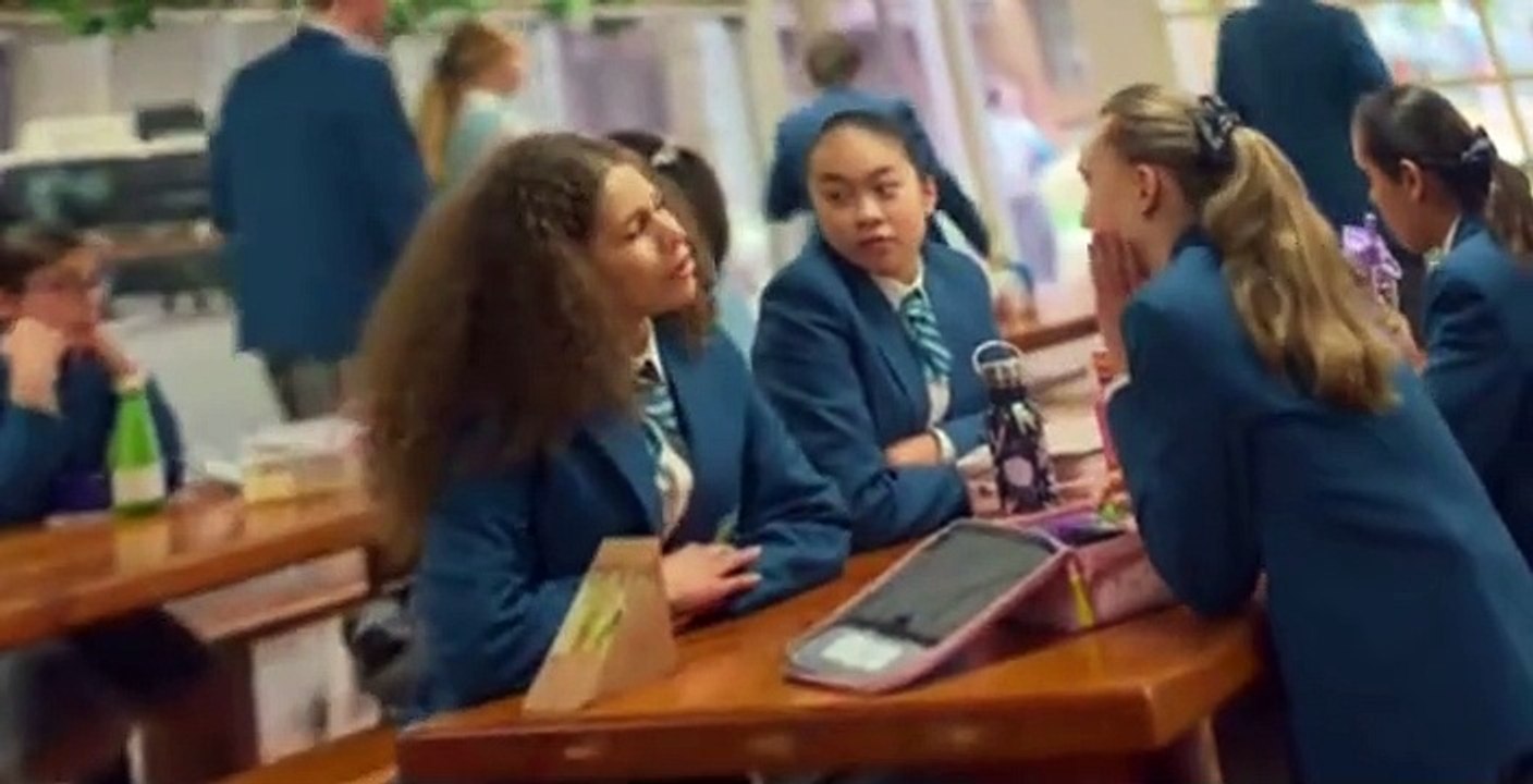 Gymnastics Academy - A Second Chance S01 E05
