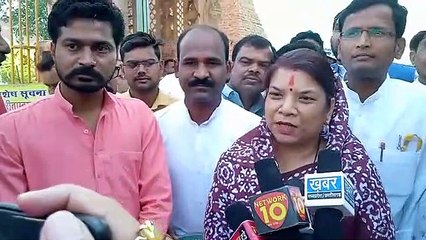 आप की प्रदेशाध्यक्ष दतिया आईं, माई के दर्शन कर दौरों की शुरूआत