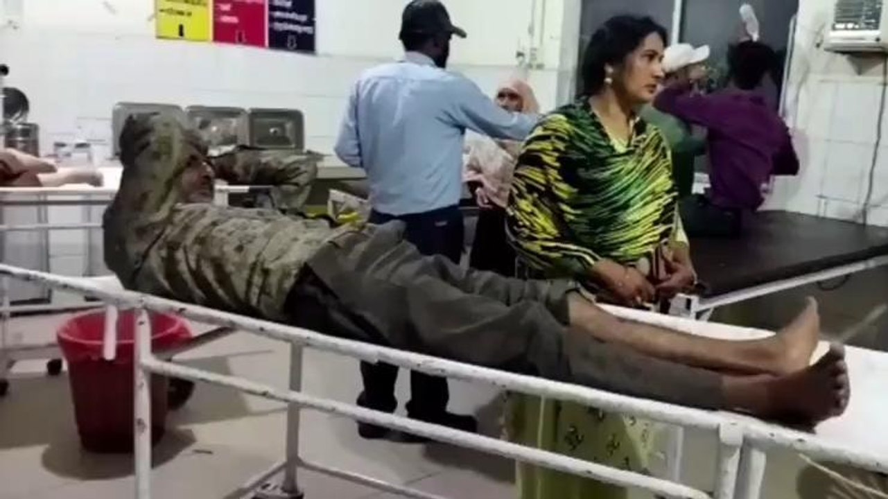 बदायूँ:दो परिवार आपस में भिड़े चले लाठी-डंडे,6 लोग हुए घायल