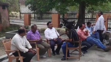 मतदान शुरू होने से पूर्व चुनाव अधिकारी की संदिग्ध परिस्थितियों में हुई मौत, मचा ह्ड़कंप