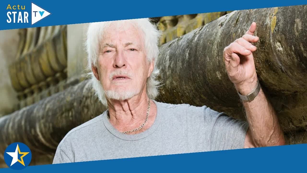 “J’ai eu un voile noir, je suis tombé la tête la première : Hugues Aufray évoque l’accident domestiq