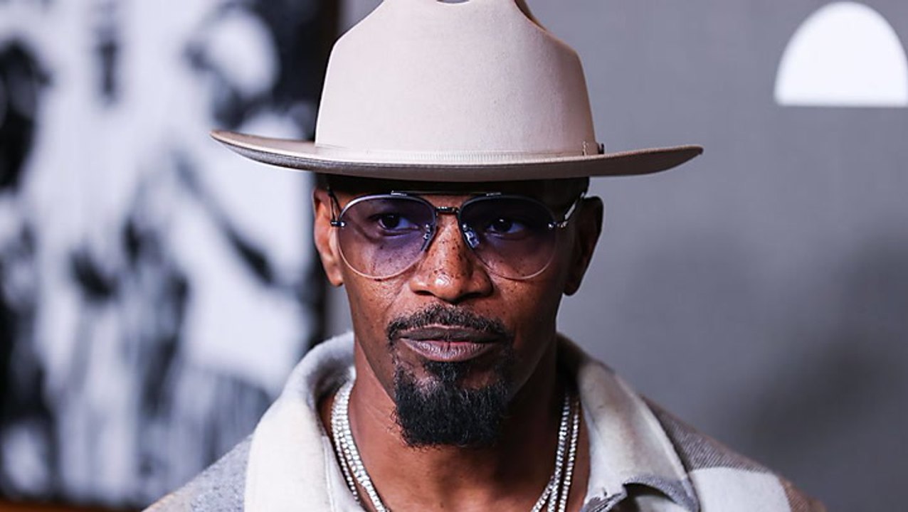 Große Sorge um Jamie Foxx: Er meldet sich aus Krankenhaus