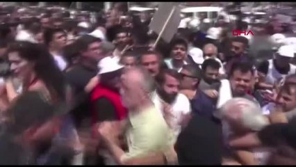 FATİH'TE EYLEMDE POLİSE TOKAT ATAN ASTSUBAYA 5 AY HAPİS CEZASI